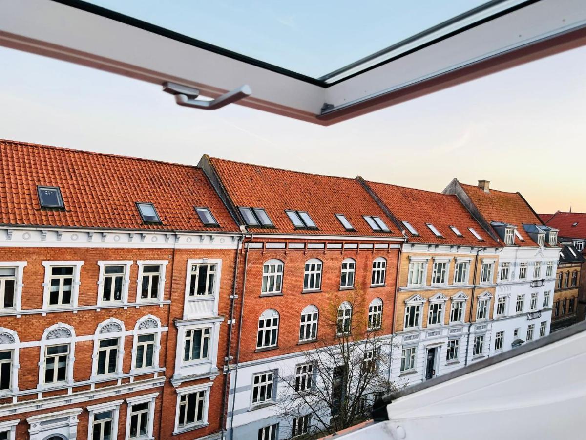 Scandinavian Apartment Hotel - Lunden 1 - Central 3 Bedroom Apartment On Two Floors Horsens Zewnętrze zdjęcie